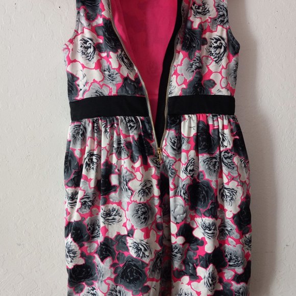 Juicy Couture GUC Girls Midi Dress Size 12 Black & Dark Pink - Picture 10 of 10